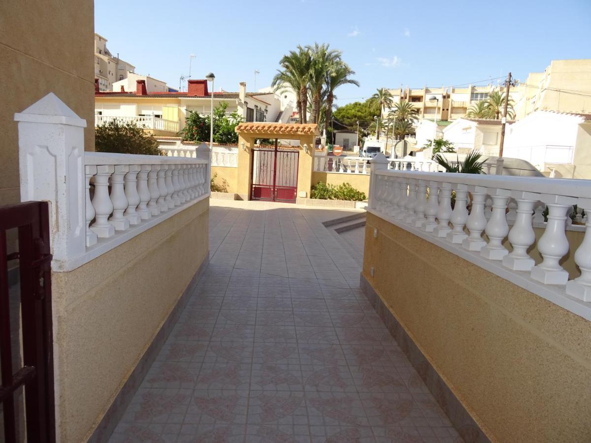 Apartamento Torrenueva La Mata Impresionantes Vistas تورّيفيِخا المظهر الخارجي الصورة